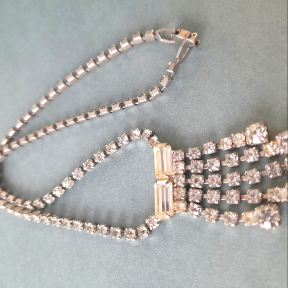 Rhinestone Silver Vintage Necklace - Picture 2 of 5